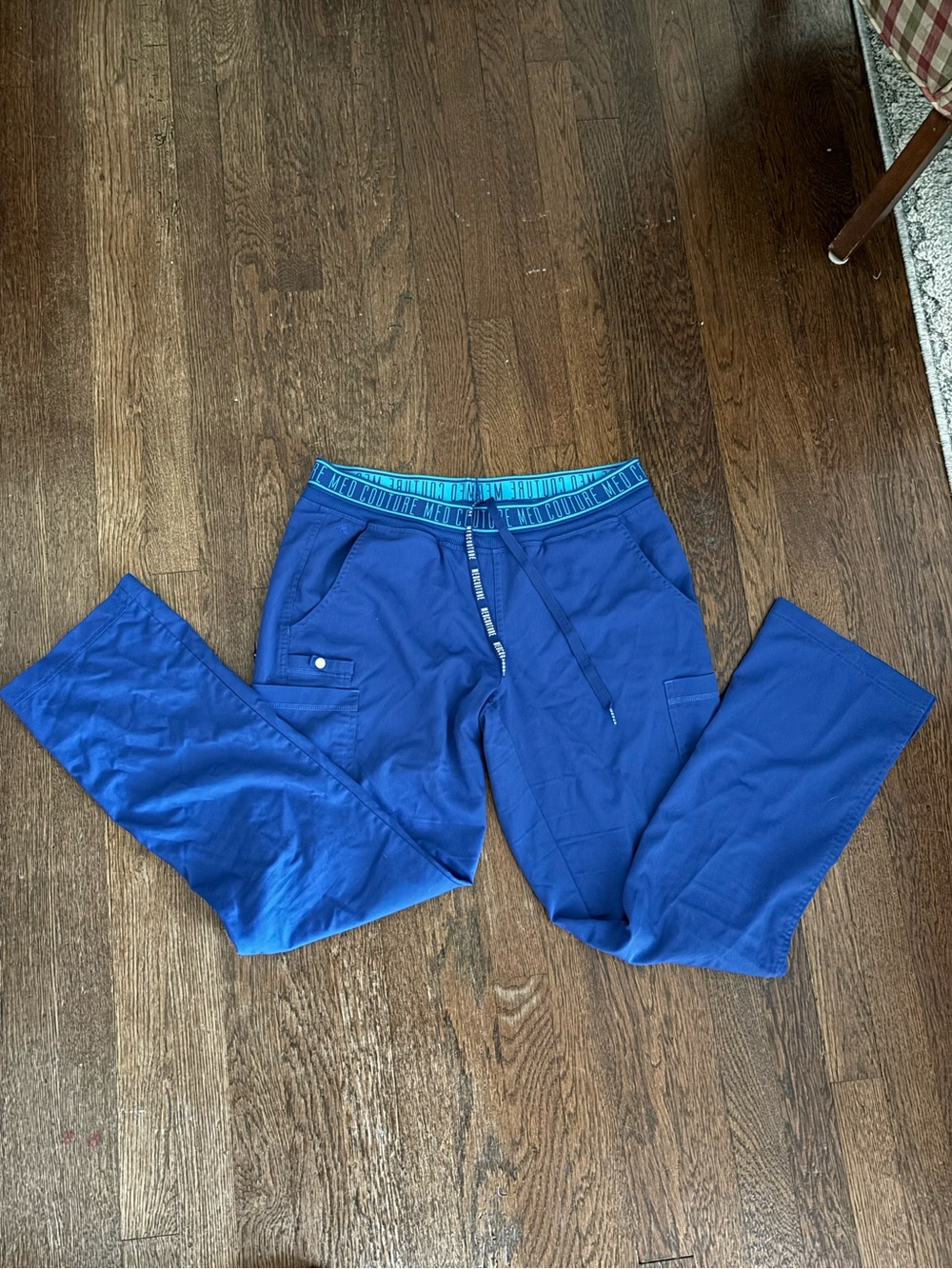 MedCouture women’s scrub pants